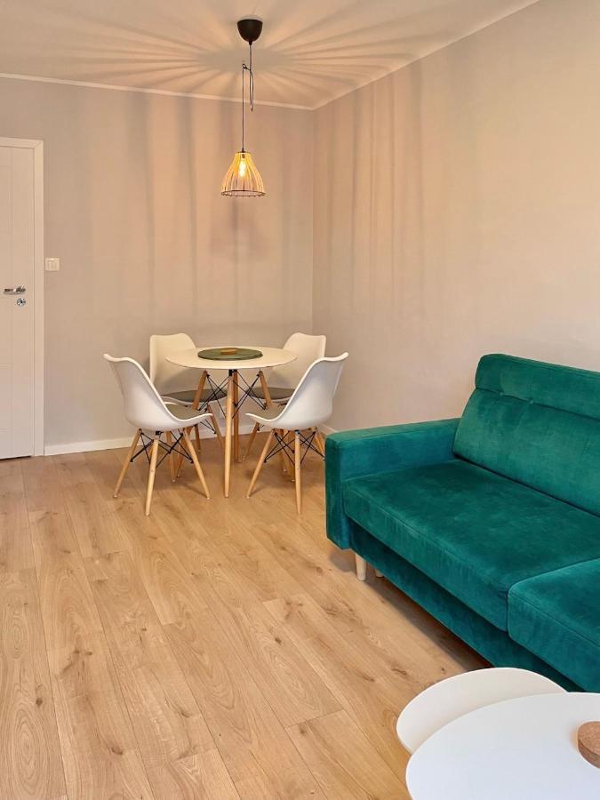 Apartament Przy Atrium, Stacja Metra Rondo Onz Varsovia Exterior foto